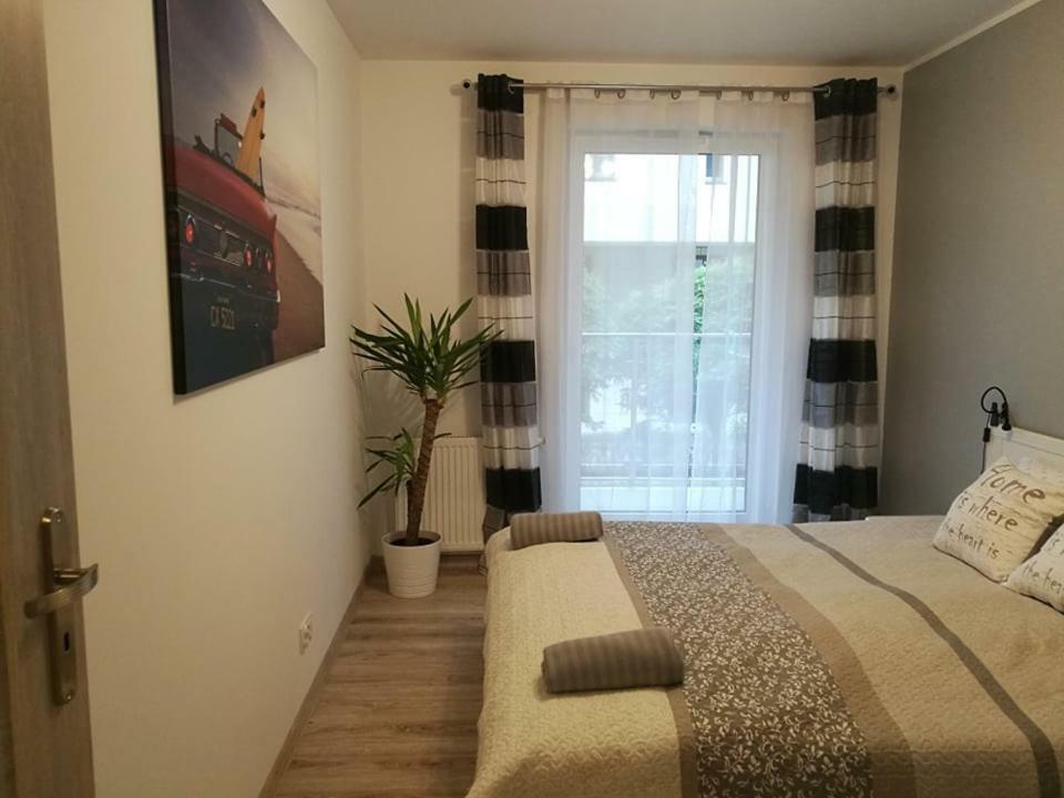 Apartamento Szafarnia/sw Barbary 12 *